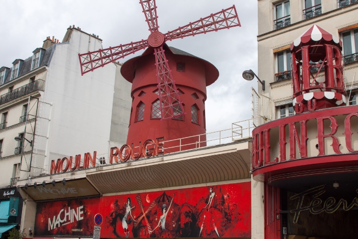 Paris - 441 - Pigalle et le Moulin Rouge